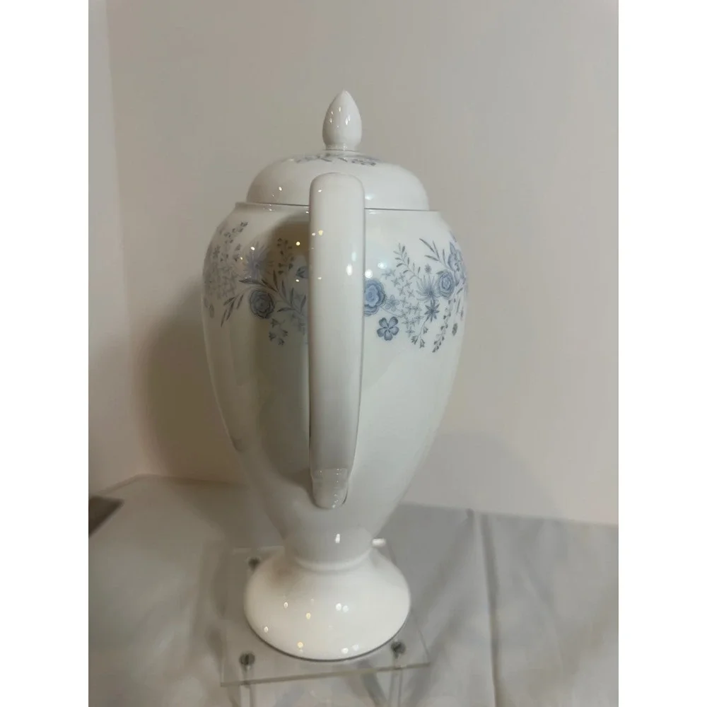 Wedgwood Belle Fleur Coffee Pot Bone China Blue Floral Silver Trim R4356 England